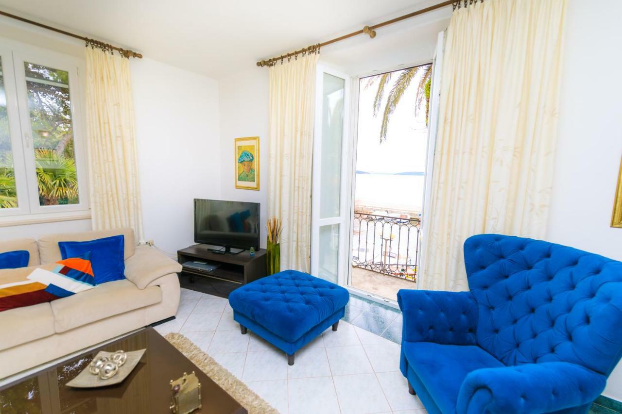 Holiday Home Obrov Kaštela Zewnętrze zdjęcie