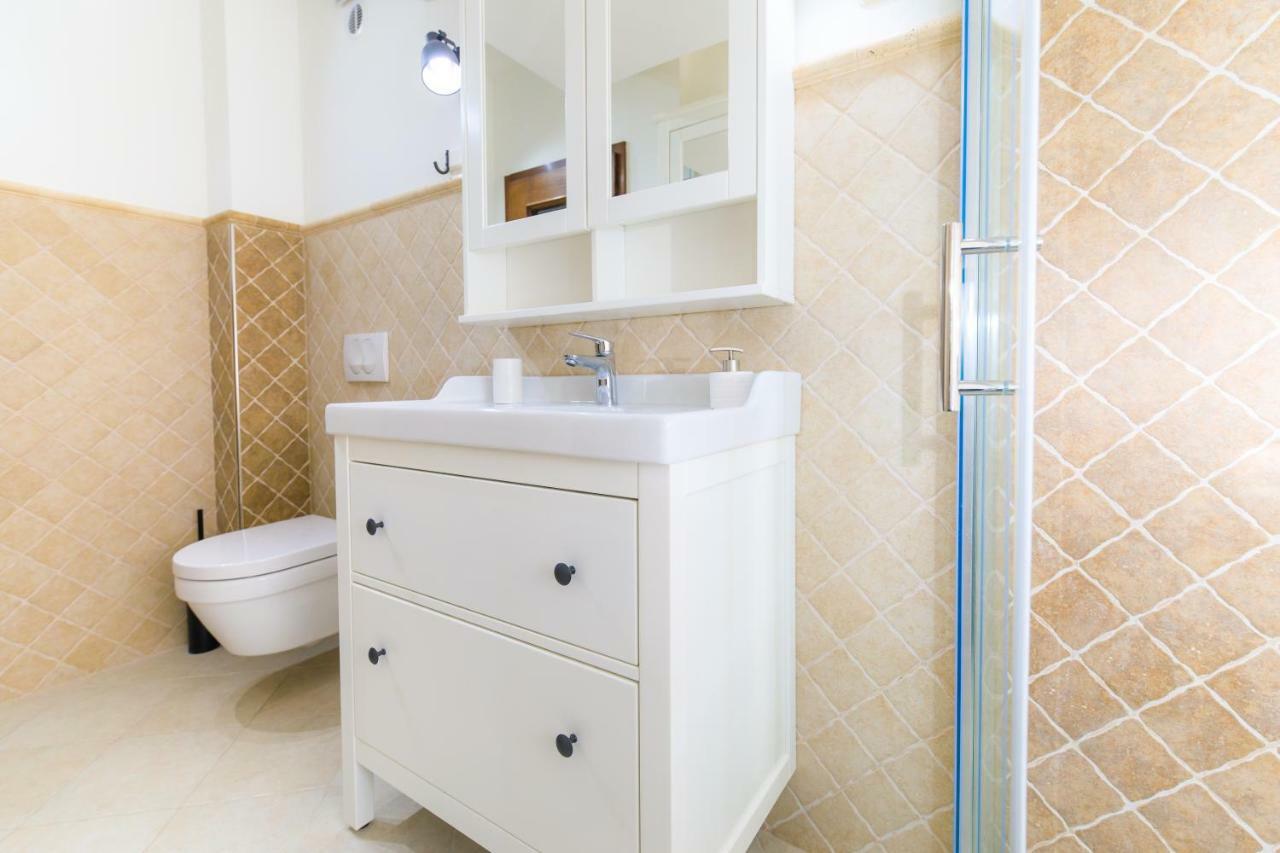 Holiday Home Obrov Kaštela Zewnętrze zdjęcie