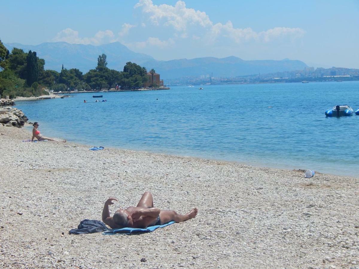 Holiday Home Obrov Kaštela Zewnętrze zdjęcie
